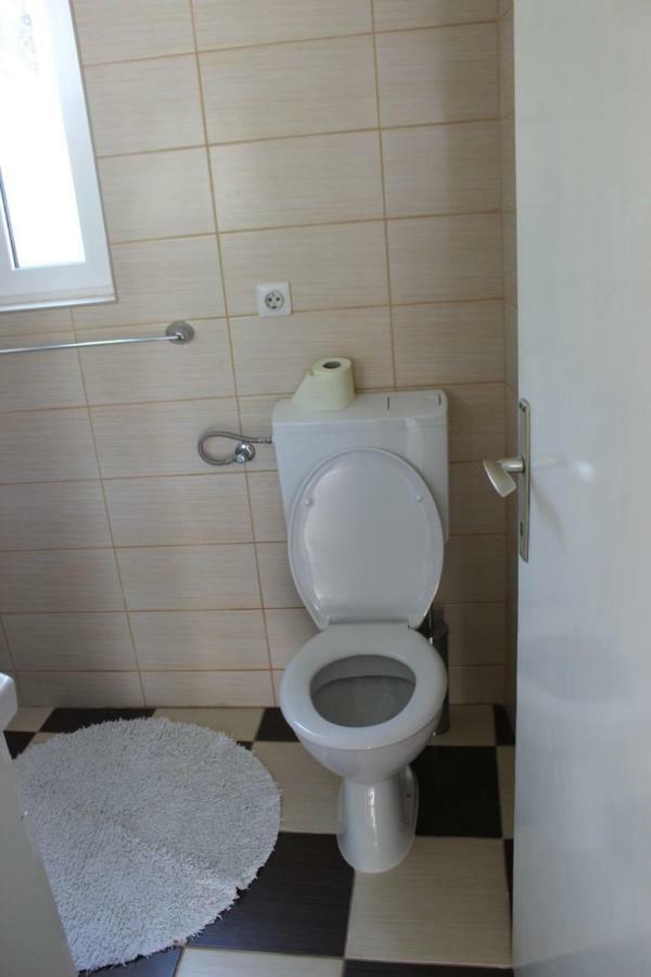 Apartmani Vinko Bol Exterior photo